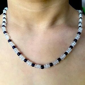 Bead necklace